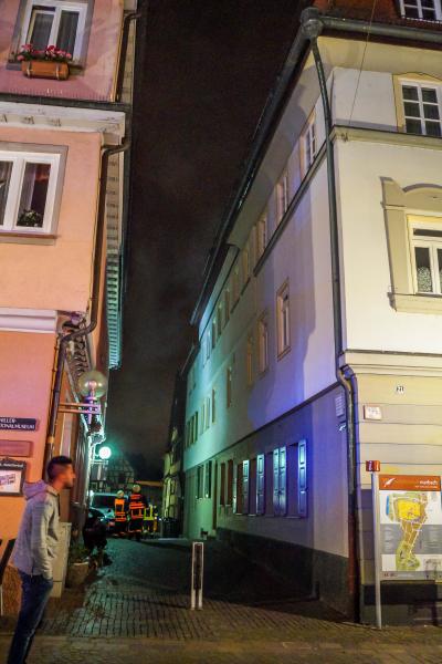 Marbach a.N.: Rauchentwicklung am Gasthof Baeren ruft die Feuerwehr auf den Plan